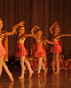 Tabatha Ballettschule Goldenes Königreich 2009 246